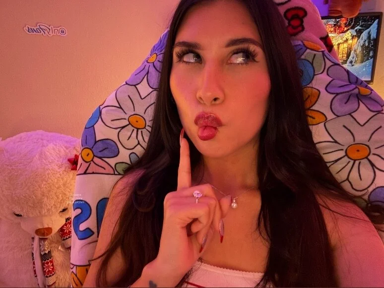 xxxespe OnlyFans creator with spicy content