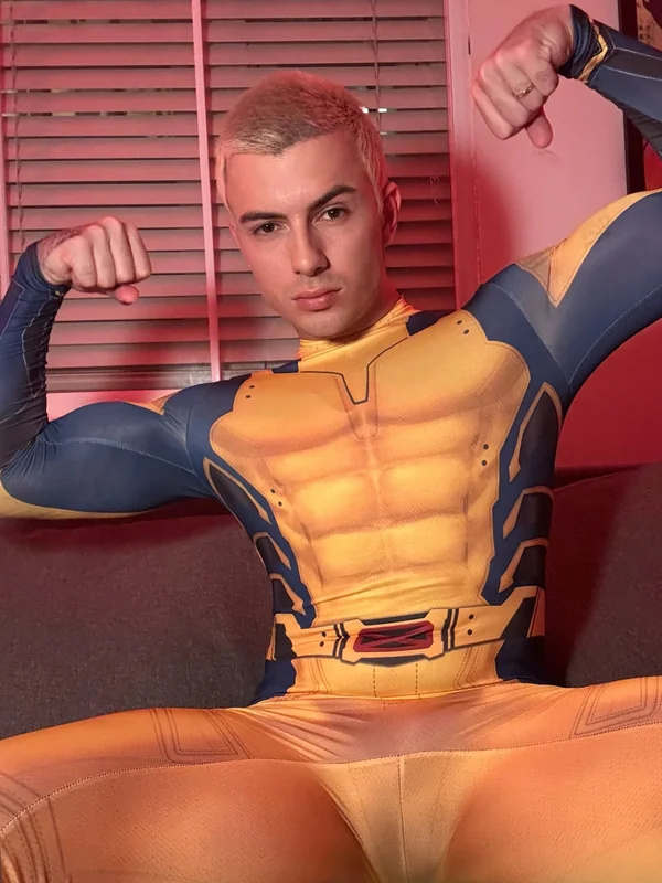 Xxxhelis OnlyFans profile