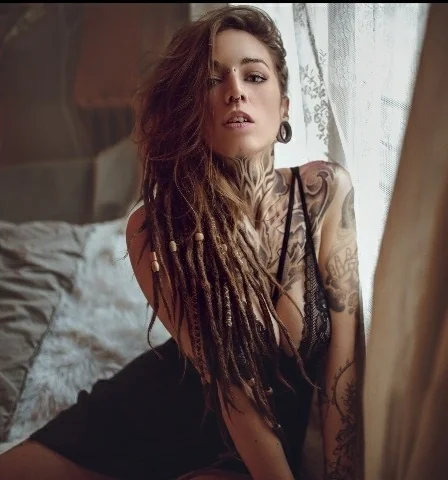 Yaatree OnlyFans tattoo artist and model