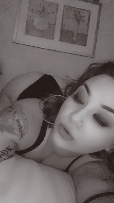 YamiBits OnlyFans Creator with Exclusive Content