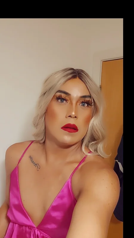 Yasmi28edin - OnlyFans Creator Profile Picture