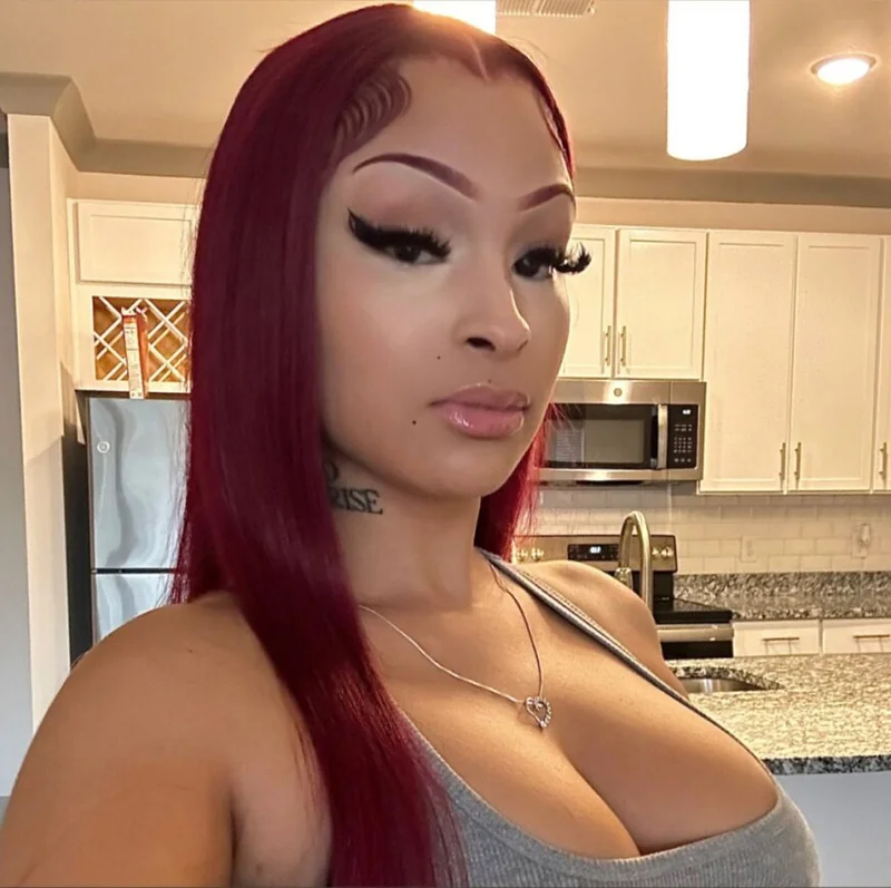 Nicole Devinez - OnlyFans Creator Profile Picture