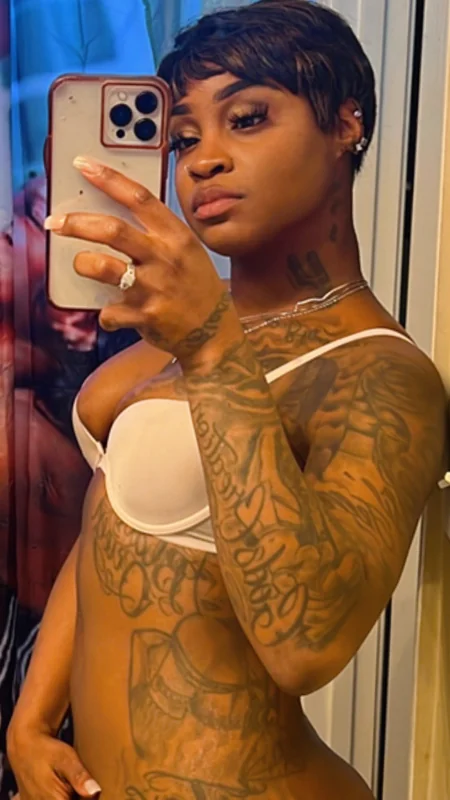 Your1queeen OnlyFans Creator Your1queeen OnlyFans creator sharing exclusive content.