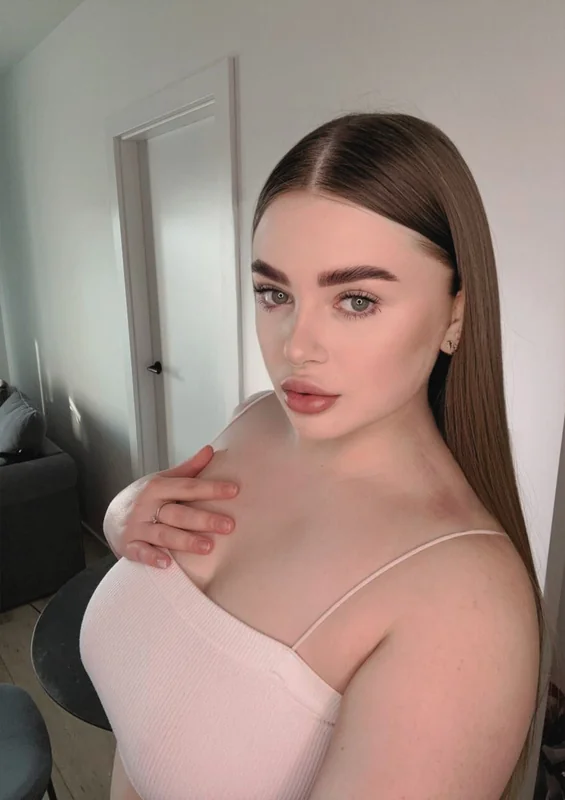 Your Baby Arina - OnlyFans Creator Profile Picture