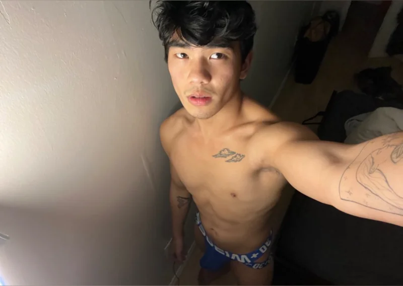 herejustvibin OnlyFans creator with casual vibe