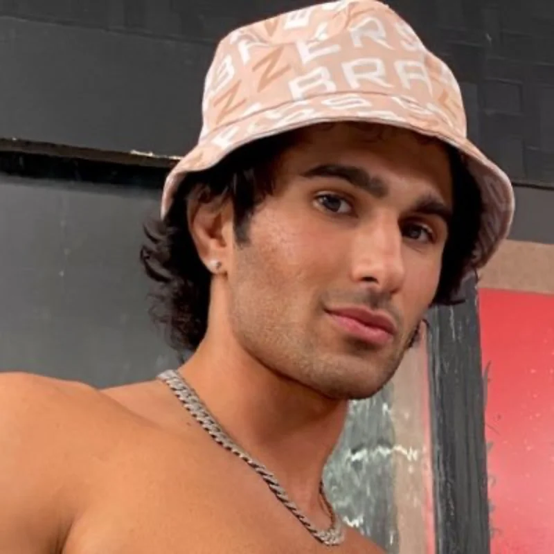 Zanewalker OnlyFans creator with unique content