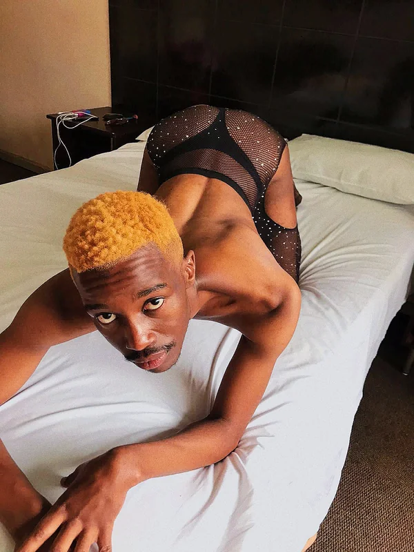 Zellonudist OnlyFans Profile Zellonudist OnlyFans creator with exclusive content