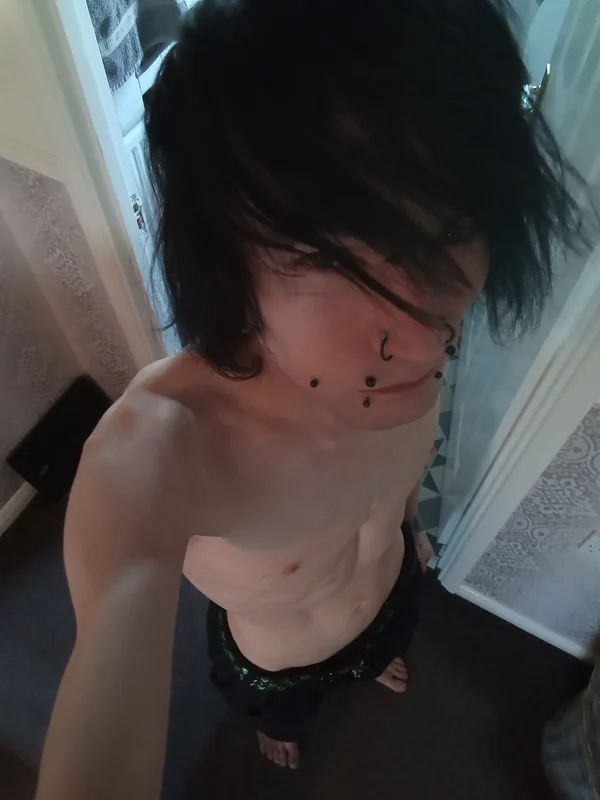 Zeyth OnlyFans Creator Zeyth OnlyFans creator showcasing costumes and kink
