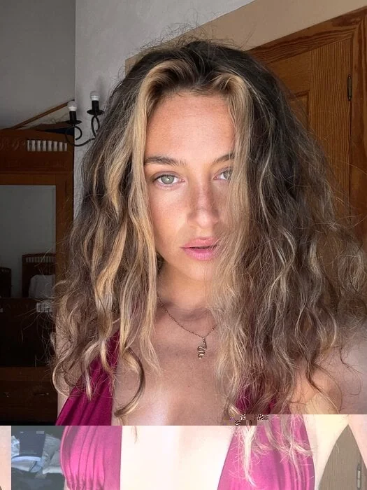 Zoelarelle OnlyFans profile